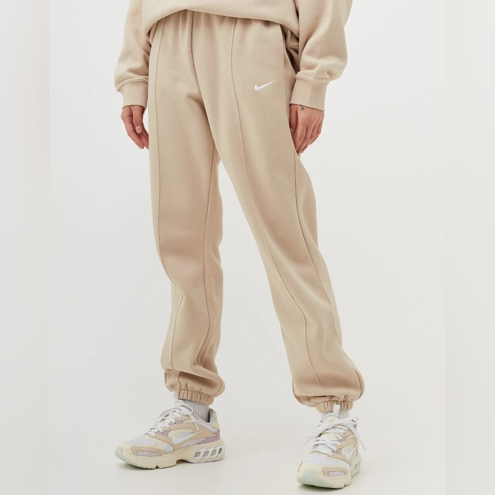 Nike Women's NSW Sportswear Essential Fleece Pants Joggers